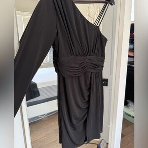 Elegant Black One-Shoulder Dress